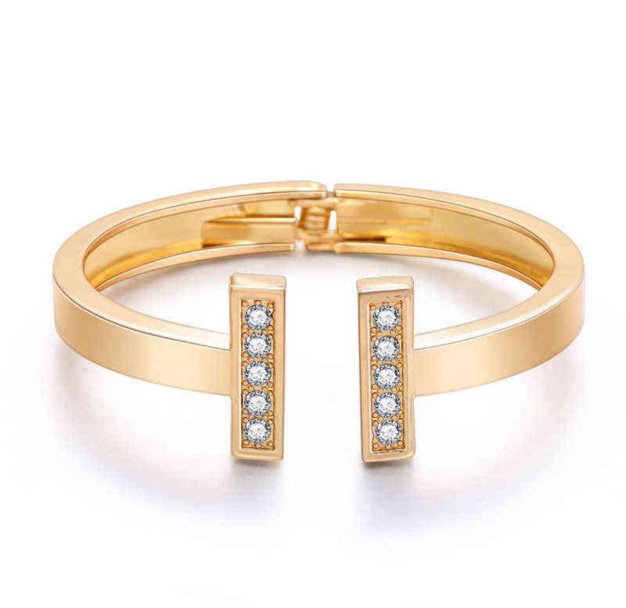 

Tshaped Bangle Opening Crystal Bracelet Adjustable Size Simple and Elegant Popular Jewelry Whole2951432