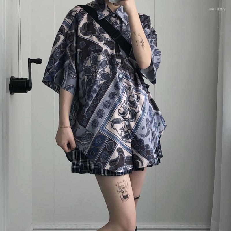 

Women' Blouses QWEEK Vintage Shirts For Women Hawaiian Streetwear Harajuku Blouse Oversized Short Sleeve Gothic Summer Top Retro Clothes, Photo