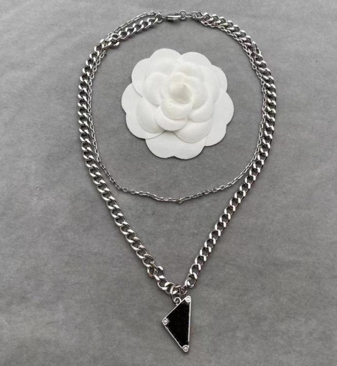 

2021 Luxury designer Jewelry Double Necklace Gift Personalized pendant black white triangle letter womens mens Hip hop punk street8430985