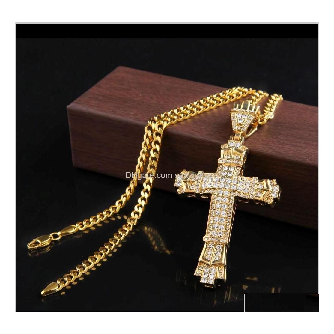 

Pendant Necklaces Pendants Jewelry Drop Delivery 2021 Retro Gold Cross Charm Fl Ice Out Cz Simated Diamonds Catholic Crucifix Dhwi1