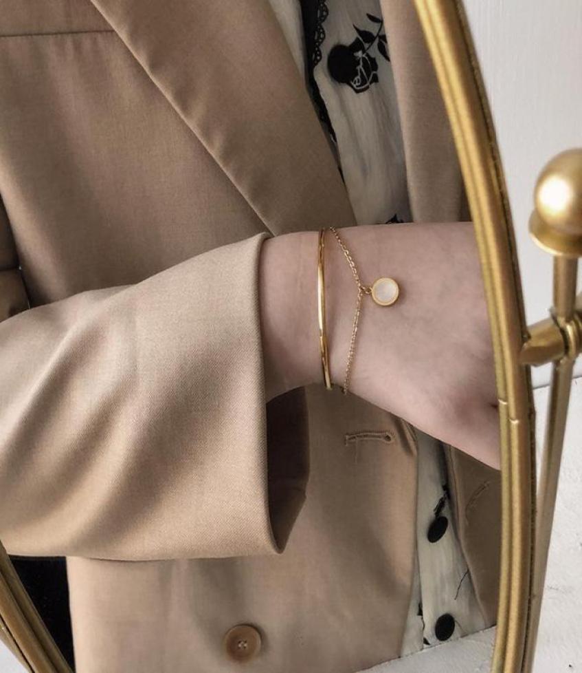 

Bangle Trendy Fashion White Pearl Shell Round Brand Small Doublelayer Bracelet Adjustable Titanium Steel With 18K Gold5692132