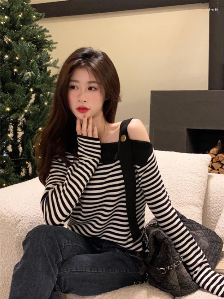 

Women's Sweaters Y2k Aesthetic Off Shoulder Knitted Women Harajuku Striped Vintage Irregular Pull Femme Sexy Sueter Mujers, Black