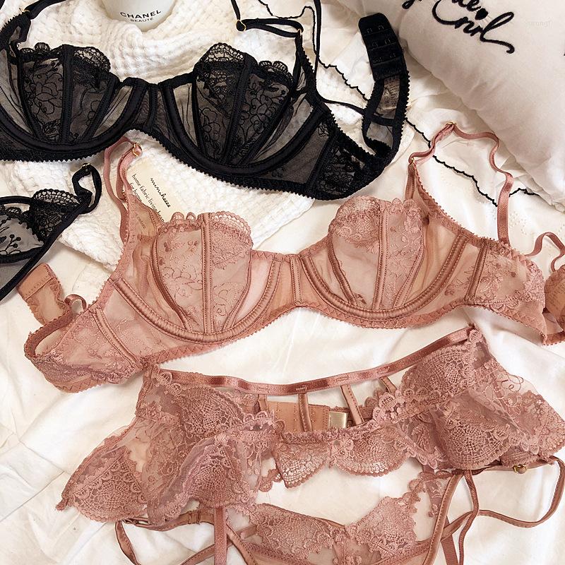 

Bras Sets Sexy Embroidered Lace Ultra-thin Bra Set Underwire Women Push Up Thong Garter Three-piece Underwear Showing Small Bralet, As picture show