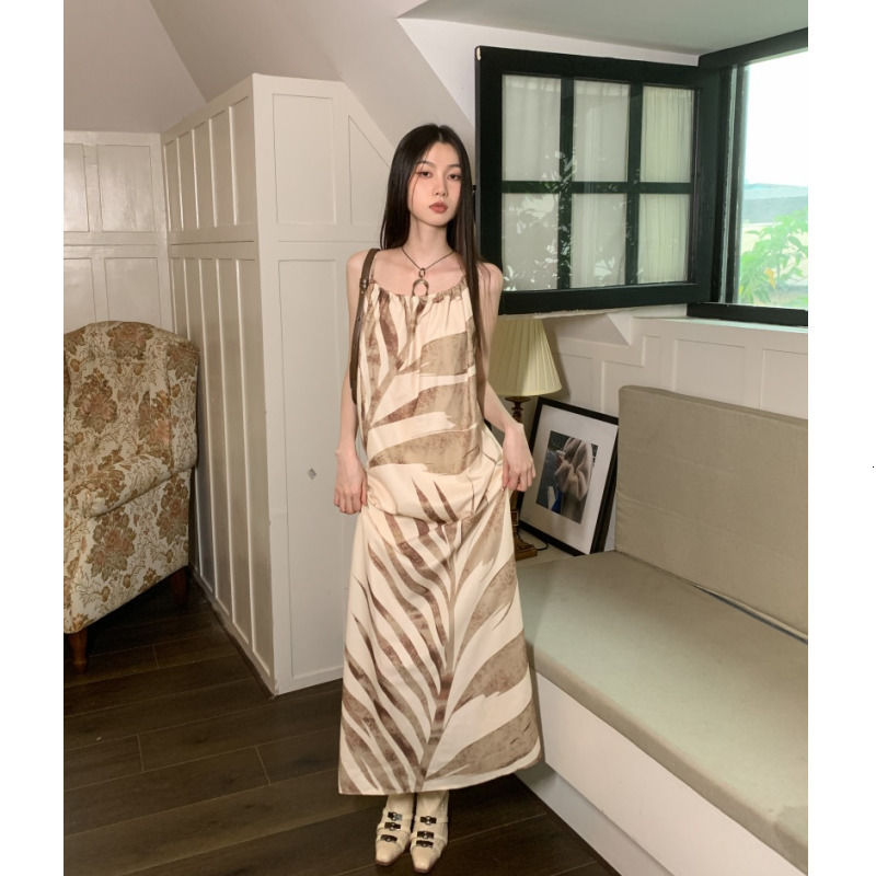 

Casual Dresses Summer Apricot Printing Sling Sleeveless Sexy Fashion Simple Temperament 2023 Female Clothing Long 230512, Beige