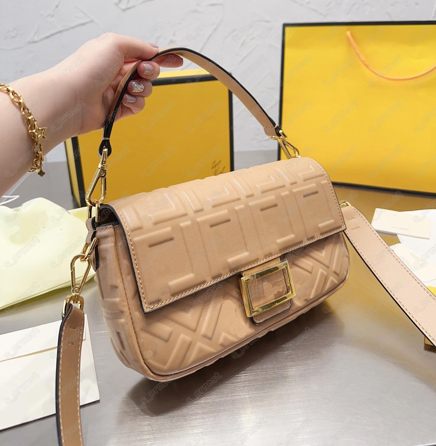 

2023 Totes Envelope camera Bag Womens luxury Designer baguette Shoulder bag handbag Crossbody, Khaki 02