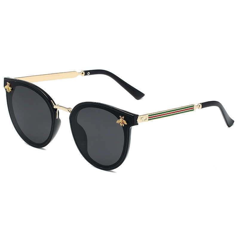 

2022 new small fragrant square girls fashion European style sunglasses men