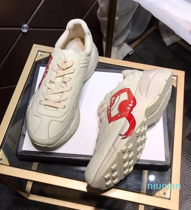 

Casual shoes women Travel leather lace-up sneaker 100% cowhide fashion lady Flat designer Running Trainers Letters woman men gym sneakers, Extra shoe box
