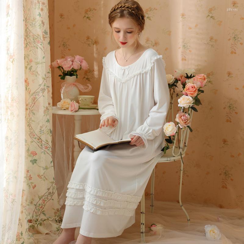 

Women's Sleepwear Princess Nightwear Women Cotton Night Dress French Loose Robe Long Sleeve Vintage Nightgown Sweet Fairy White Peignoir