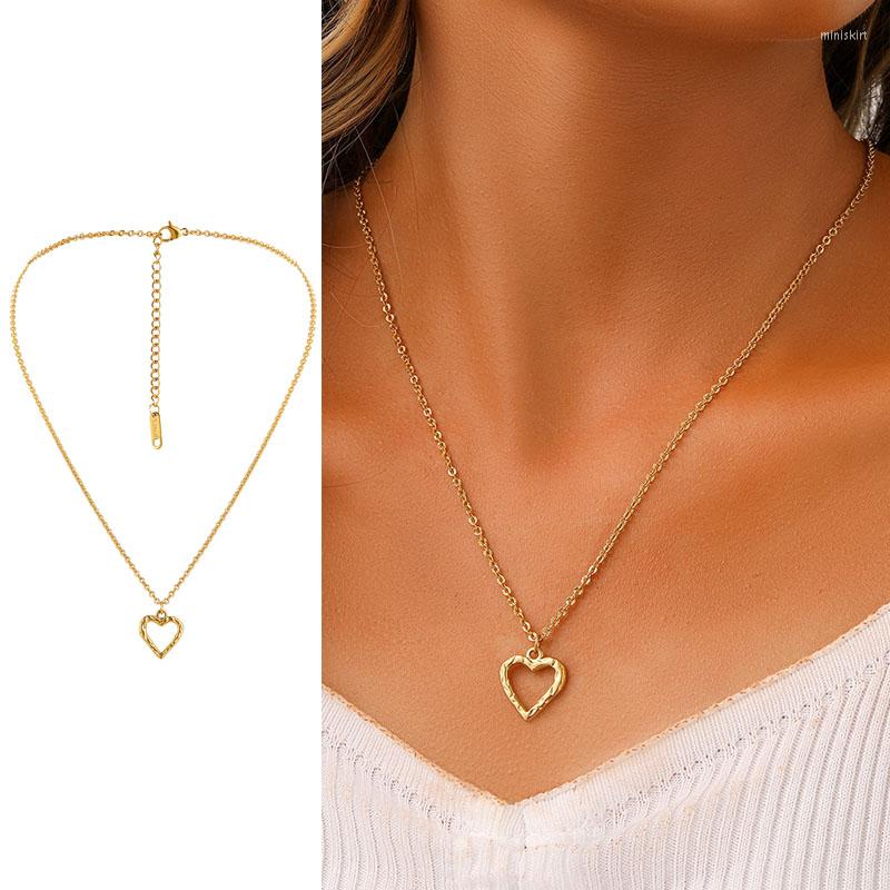 

Pendant Necklaces Stainless Steel Gold Color Hollow Love Heart For Women Chokers Trendy Fashion Festival Party Gift Jewelry