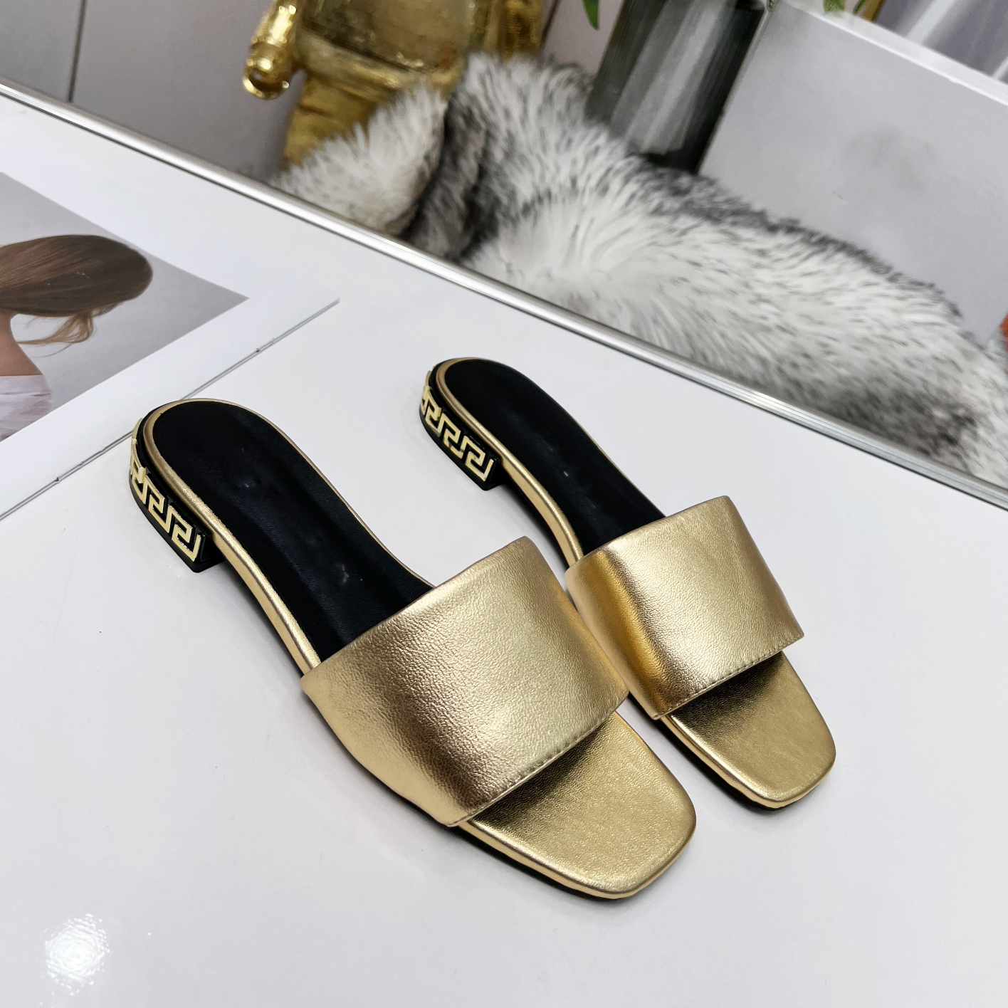

Top designer slippers Women's medusa fashion luxury sandals summer casual flat slide slippers FS011, 20