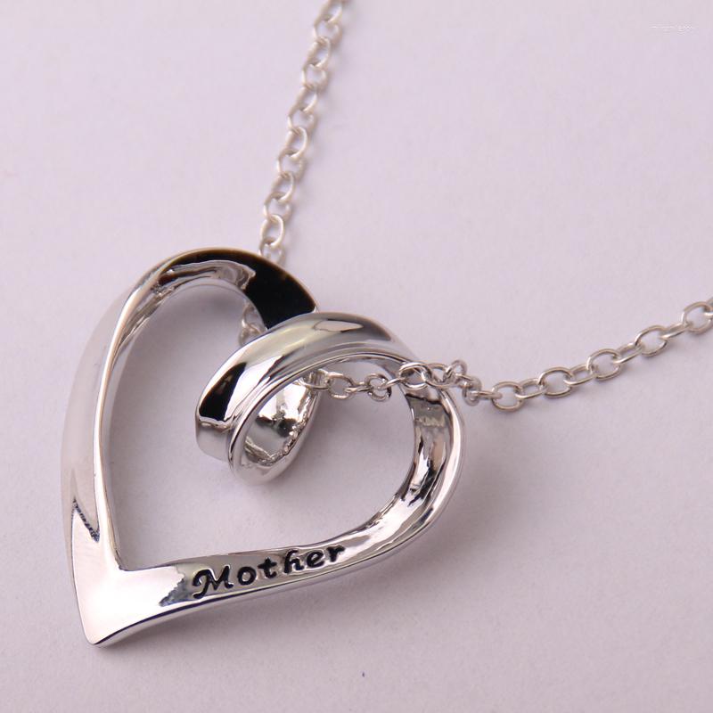 

Pendant Necklaces Fashion Mother's Day Hollow Heart Holiday Gift Women Necklace For Lady
