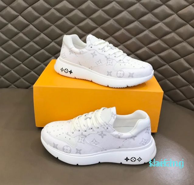 

Mens flower dress Shoes white grained calf leather Embossed Letter Flower Beverly