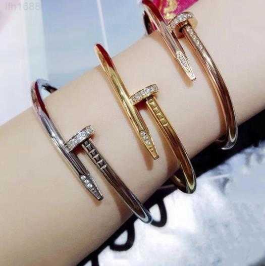 

Gold Plated Designer Cubic Zircon Nail Bangle Bracelet Jewelry Branded Stainless Steel Cz Nail Bangle for Women