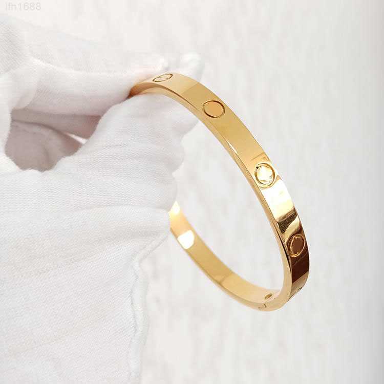 

High Quality Gold Plated Roman Numeral Bracelet for Women Girls Open Stainless Steel Bracelets Bangles