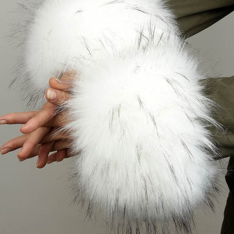 

Sleevelet Arm Sleeves Faux Fur Cuffs Wristband Girls Sleeve Gloves Winter Warmer Furry Cuff Women Coat Bracelet 230512