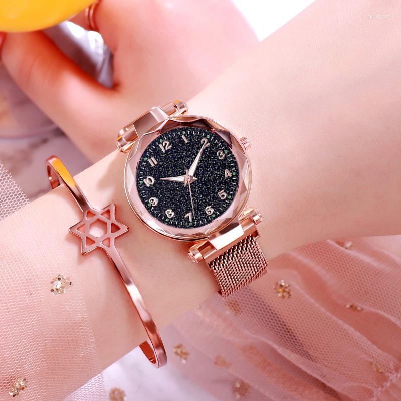 

Wristwatches Starry Sky Magnet Band Watch Fashion Numbers Luminous Women's Gift Mesh Strap Quartz Relogio