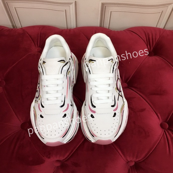 

top Fashion Casual shoes womens mens Designer leather lace-up sneakers fashion lady Flat Running Letters shoes platform sneaker, 01