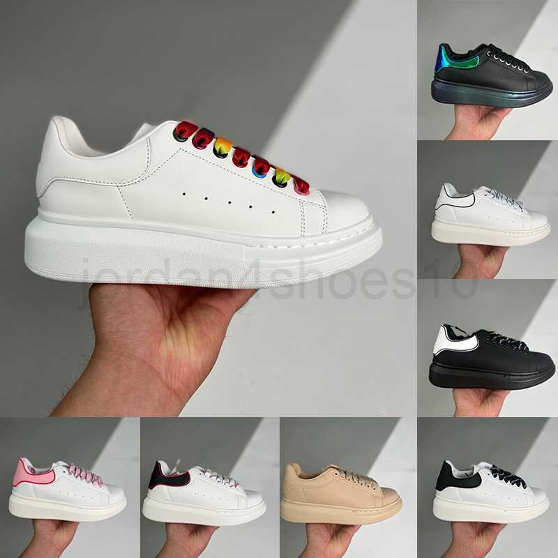 

2023 Luxury Designer Shoes Platforms Sneakers Thick Sole Leather White Black Pink Mens Womens Casual Shoe Fashion Lace Up velvet suede Chaussures de Trainers 5.0