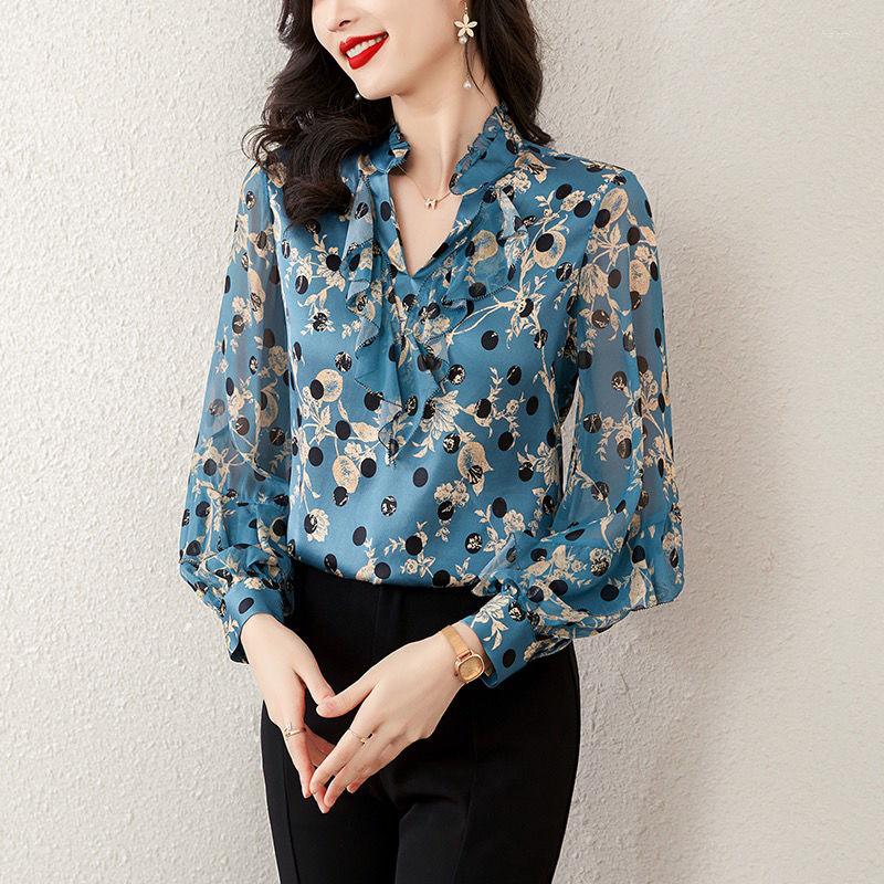 

Women's Blouses 2023 Spring Fashion Polka Dot Chiffon V-neck Long Sleeve Blouse Women Clothing Elegant Pleated Shirts Top Tee, Blue