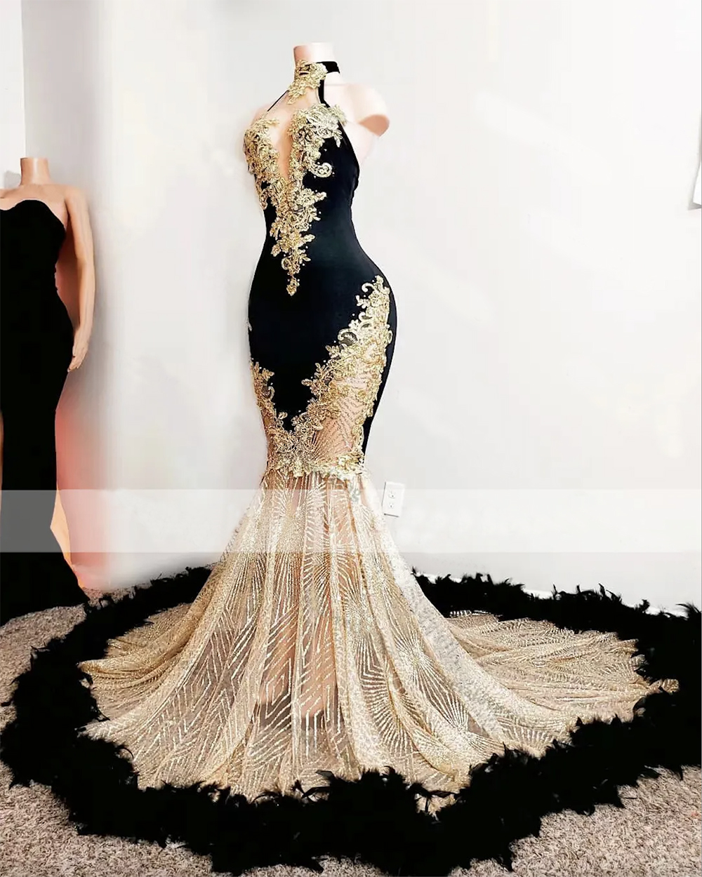

Sparkly Black Mermaid Evening Dress High Neck Feather Beads Sexy Luxury Prom Gowns Dubai Women Formal Party Gowns, Champagne
