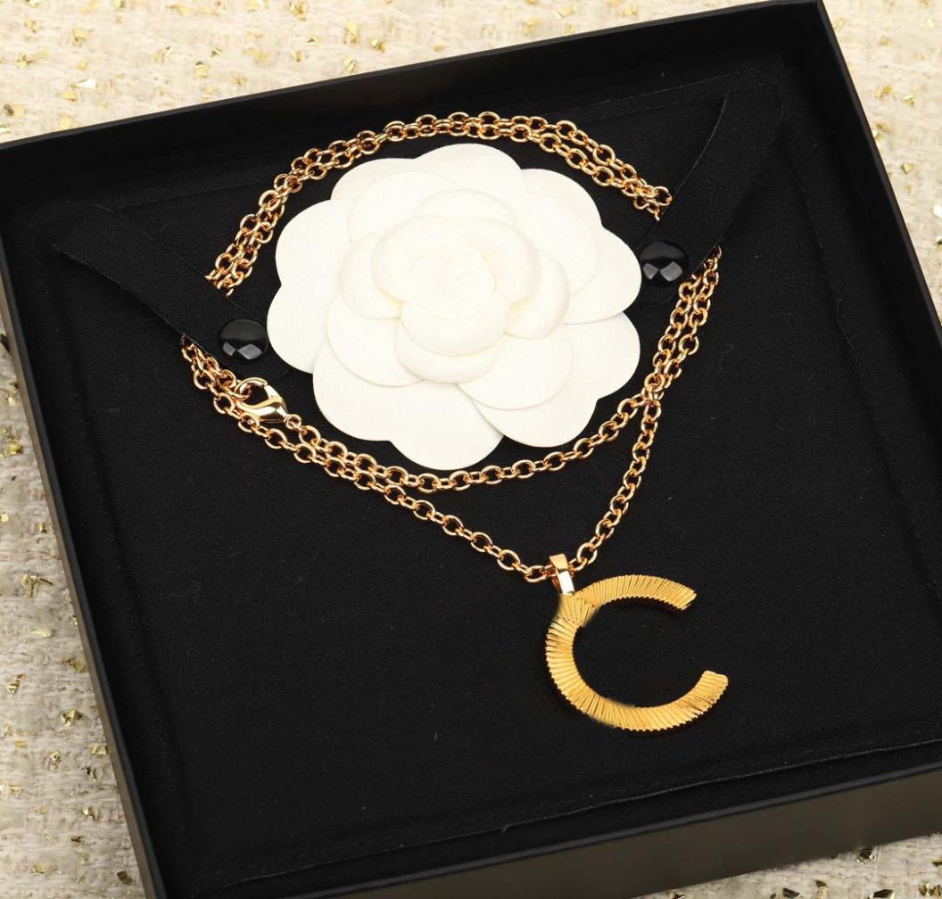 

2023 Luxury quality Charm pendant sweater necklace long chain in 18k gold plated have box stamp PS7578A8148602