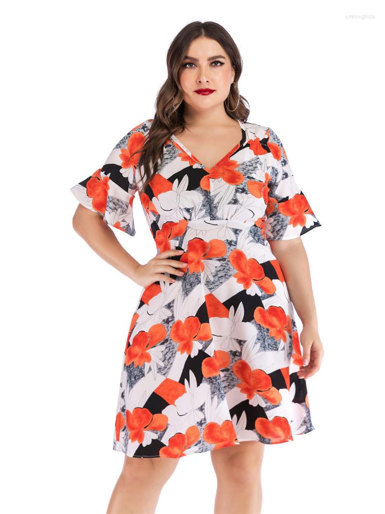 

Plus Size Dresses Women Spring And Summer Fashion V-neck Ruffled Printed Dress Skirt Clothing, Green