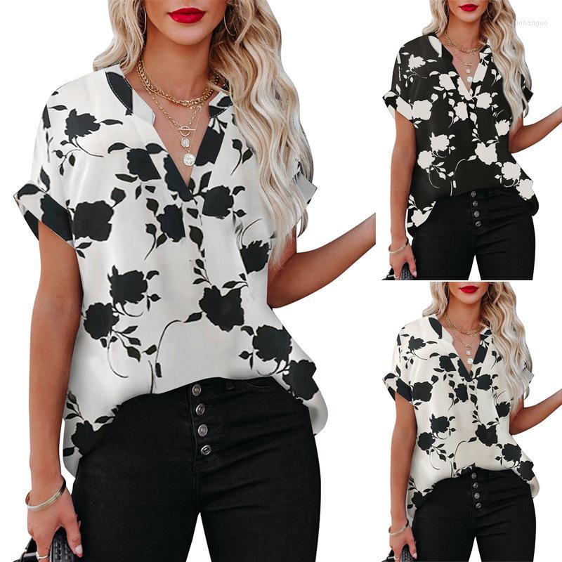 

Women' Blouses 2023 Leisure Fashion Selling Women' Flower Print Short Sleeve Loose V-Neck Shirt