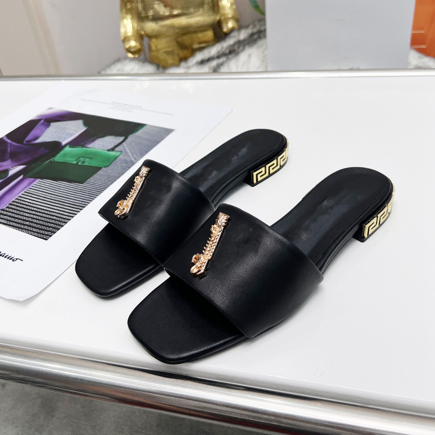 

Top designer slippers Women's medusa fashion luxury sandals summer casual flat slide slippers FS012, 13