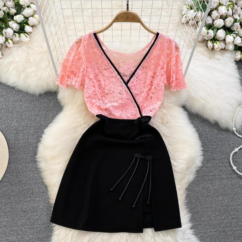 

Party Dresses 2023 Summer Korean Fashion Sexy Lace Contrast Panel Low Cut V-neck Waist Short A-line Dress, Black