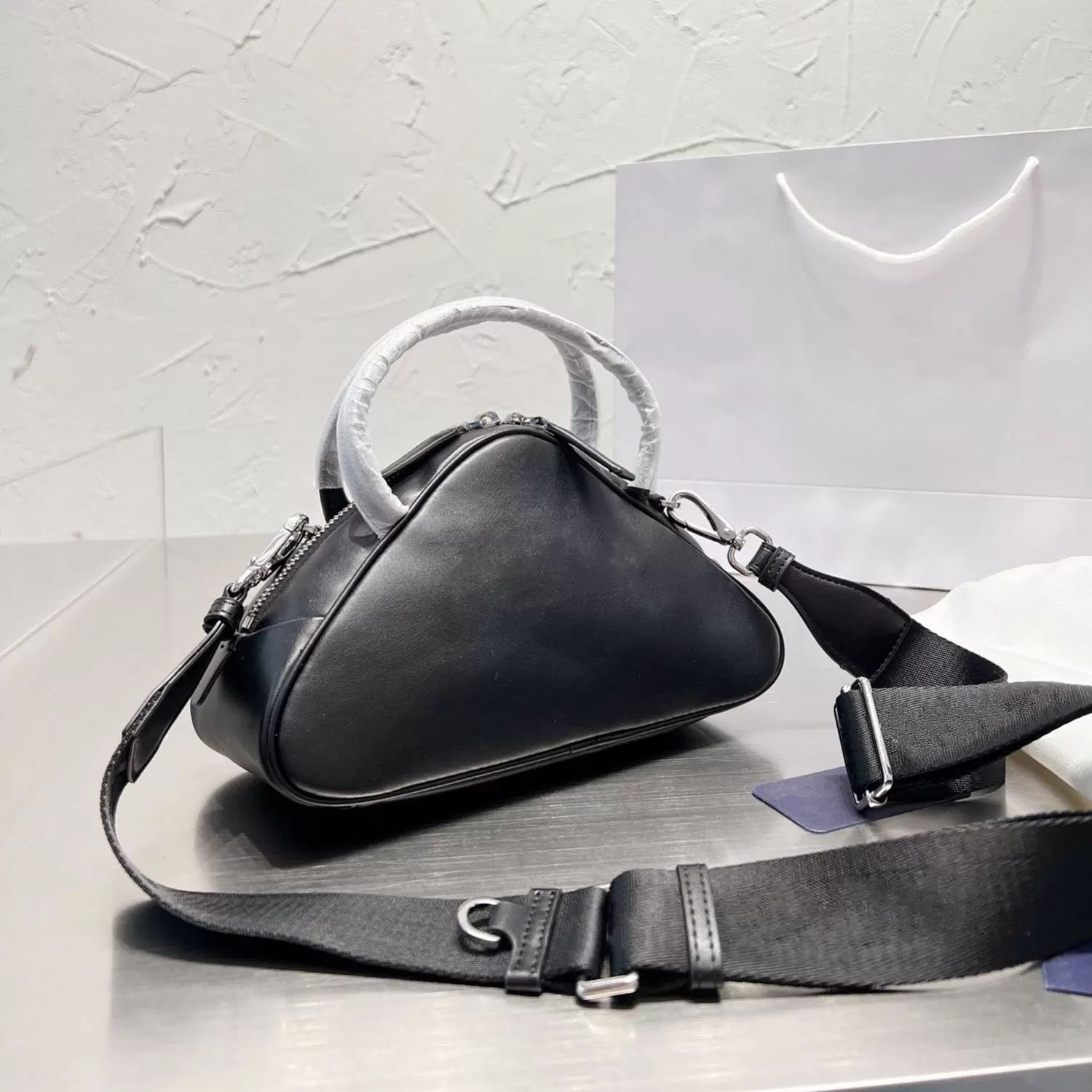 

Fashion Triangle Bags Ladies Designer Men Luxury Bag Crossbody Handbags Hobo Shoulder Wallets Handbags XB50060