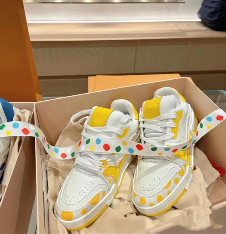 

Trainer Dot Shoes Designer Shoes Fat Trainer Bread Shoe Skateboard Letter Lace Sneaker Spring Summer Show Casual Couple Sports DIY Shoes Size 35-46, Color3