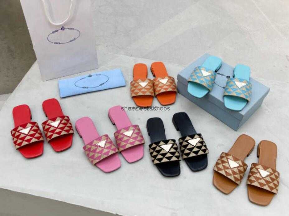 

Designer Slippers Embroidered Fabric Slides Luxury Nappa Leather Sandals Women Slipper Flat Slide Summer Beach Sandal, Color 4
