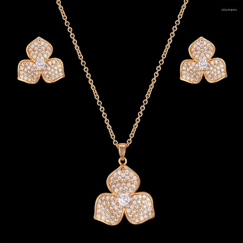 

Necklace Earrings Set Lanruisha Simple Pendants And Women's Jewelry All Micro Inlay Plant Trifolium Fashion, Picture shown