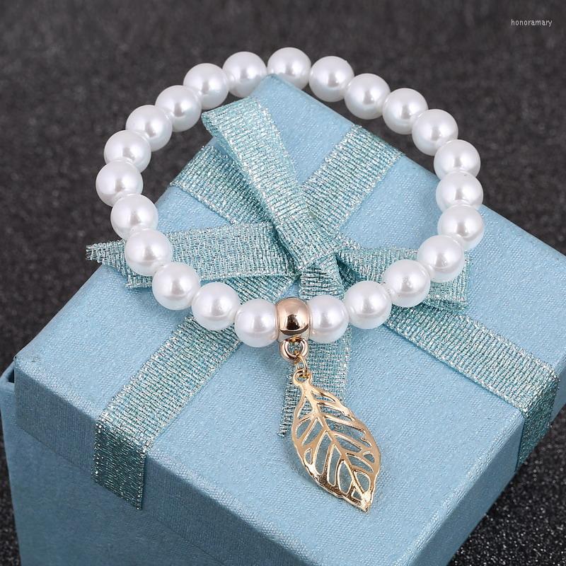 

Charm Bracelets Lovely Pearl Beaded Chain Bracelet For Girls Hollow Leave Design Small Pendant Resilient