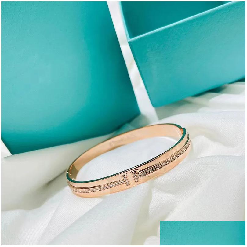 

Charm Bracelets Luxury Designers Bracelet Women Diamond T Design Pearls Jewelry Studded With High Quality Boutique Gift Jewelrys Ver Dh85W