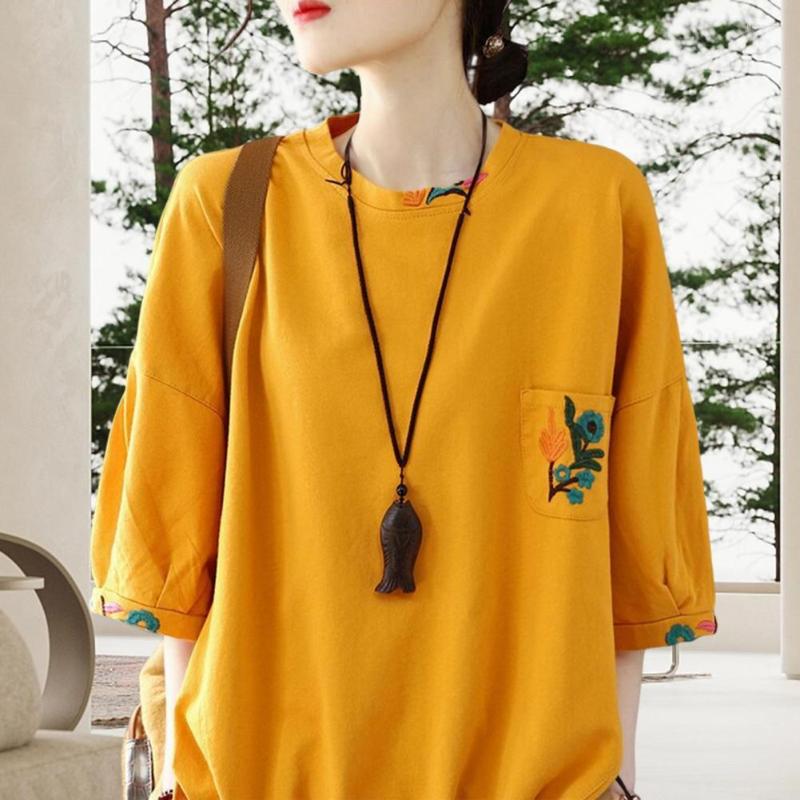 

Women's Blouses Chic Pullover Top Quick Drying Summer Tops O-Neck Embroidery Flower Pattern Loose Fit Tee Moisture Wicking, Pink