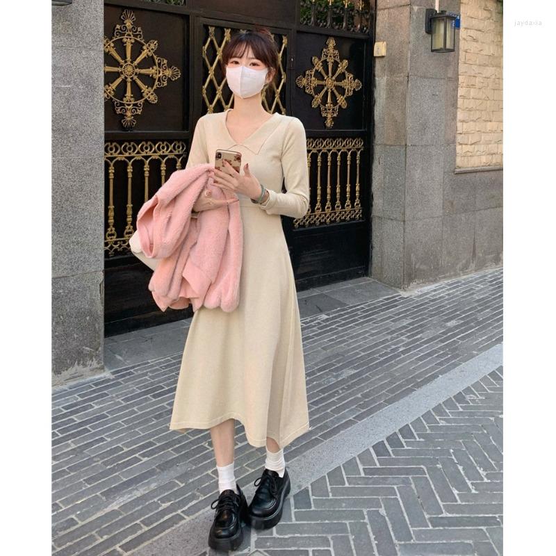 

Casual Dresses Korean Version Fashion Autumn Retro Knitted Dress Feminine Temperament V-neck Thin Inner Skirt Mid-length Bottoming, Black