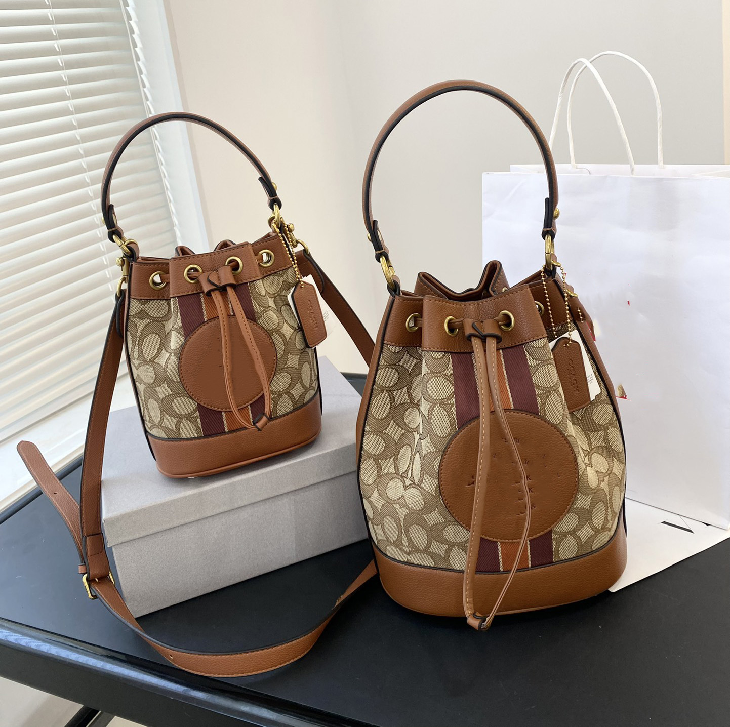 

New designer bag patterned bucket bag shoulder bag, Brown