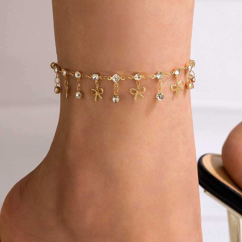 

Anklets New Fashion Beach Tassel Zircon Anklets For Women Shiny Bowknot Butterfly Bohemian Shell Flower On Foot Ankle Bracelets Jewelry AA230512