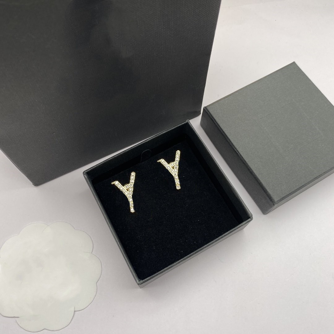 

New Luxury yslity Pearl Letter Designer Earrings Women's Jewelry Stud vdsue