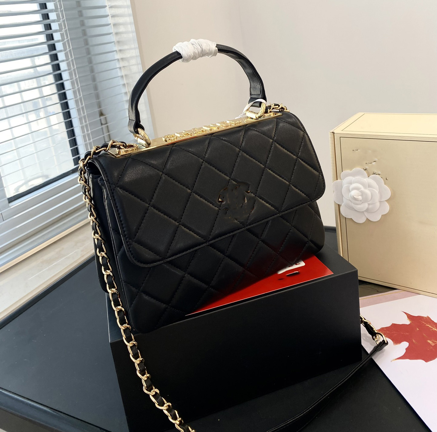 

New women's designer bag chain cross-body shoulder bag, Black