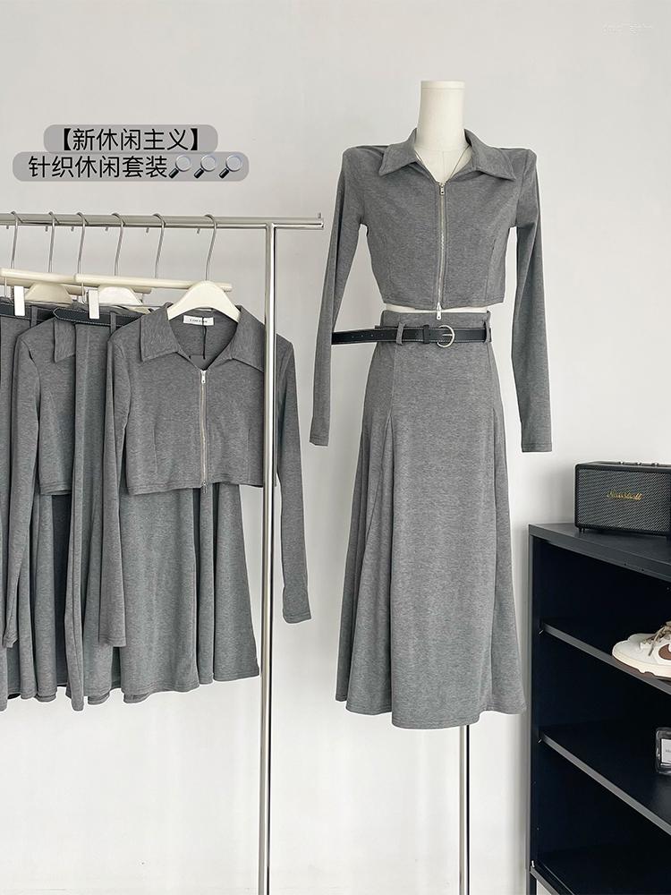 

Work Dresses Autumn Women Grey Color 2 Pieces Outfit Lapel Zipper Long Sleeve Crop Outer Pleated High Waist Ruffle Midi Skirts Slim Ensemble
