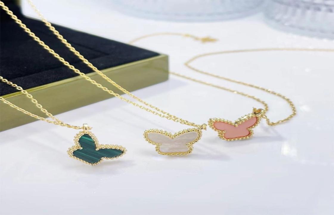

Butterfly Pendant Necklace Waterproof Elegant Girlfriends Gift Necklaces Wedding for Woman Jewelry Top Quality 18 Color3089206