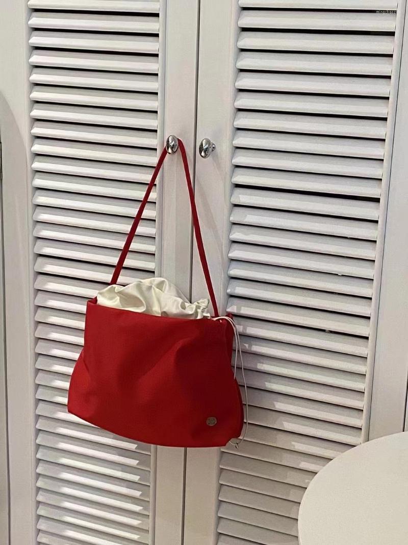 

Evening Bags Korean Version Of Niche Leisure Large Capacity Commuting Tote Bag Single Shoulder Underarm, Khaki