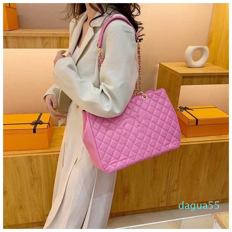 

Manufacturers direct sales of new women's bag classic omnibus large capacity chain single shoulder bag fashion car sewing line brand Tote bag, Black grid