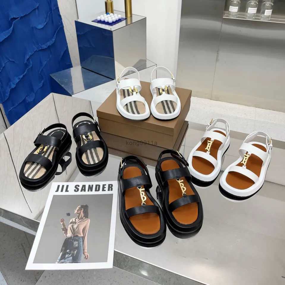 

2022 Fashion Ladies Sandals Luxury Designer Slippers Metal Letters Women Slides Leather Summer Open-toe Slides Flat