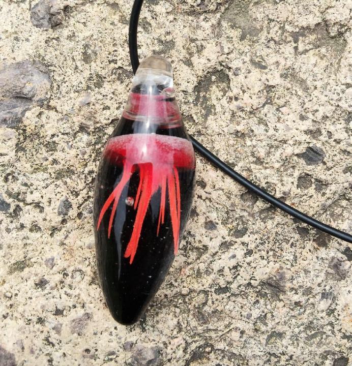 

Pendant Necklaces Red Jellyfish Black Bottom Glass Beades Pendants Handmade Jewelry