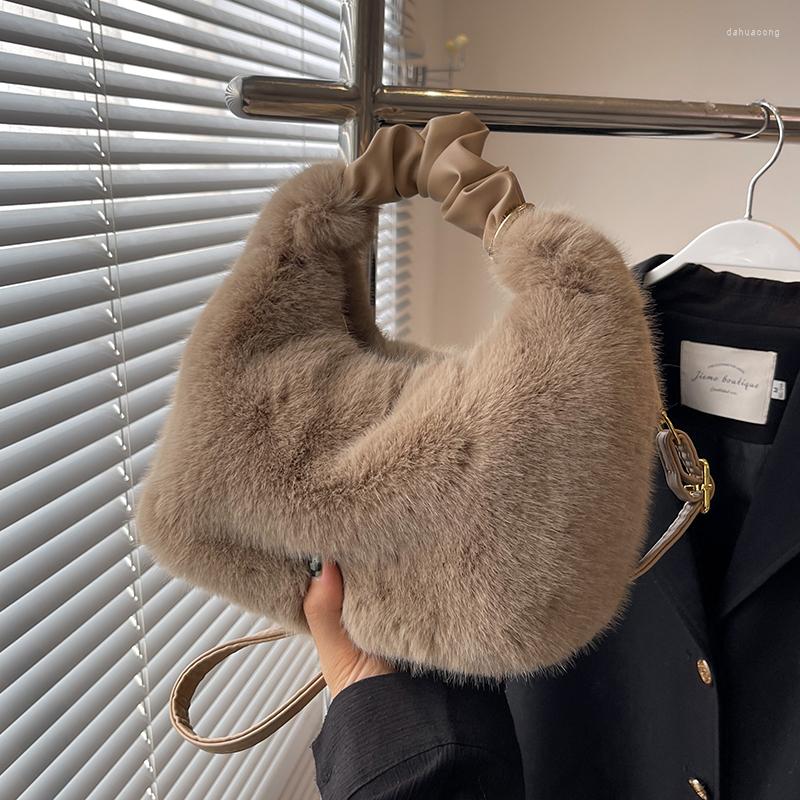 

Evening Bags Niche Design Plush Bag Women's Autumn/winter 2023 Messenger Handbag Furry, Black