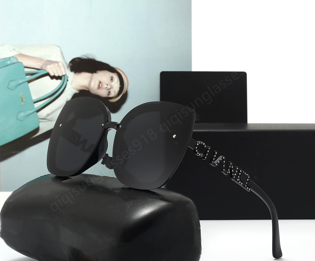 

designers Sunglasses Luxurys Beach Sun Bathing Driving Cool Photos for travel must-have Special Anti-high Beam Driver Mirror Day and Night Dual-purpose good