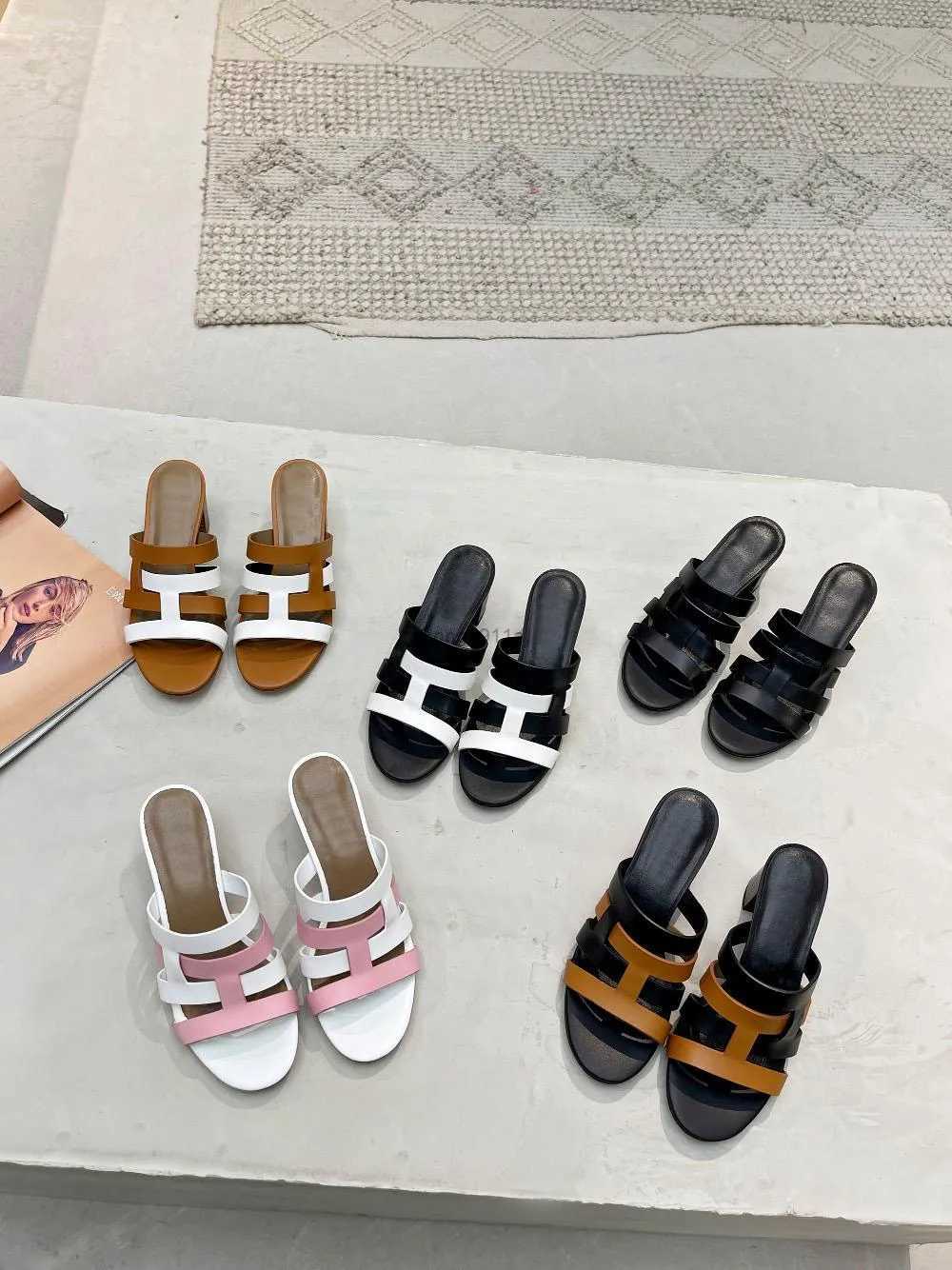

Designers Sandals Amica Sandals Women Summer High Heel Sandal Beach Leather Chain Slippers Lady Elegant Fashion Wholesale Slides Outdoor, Color 3
